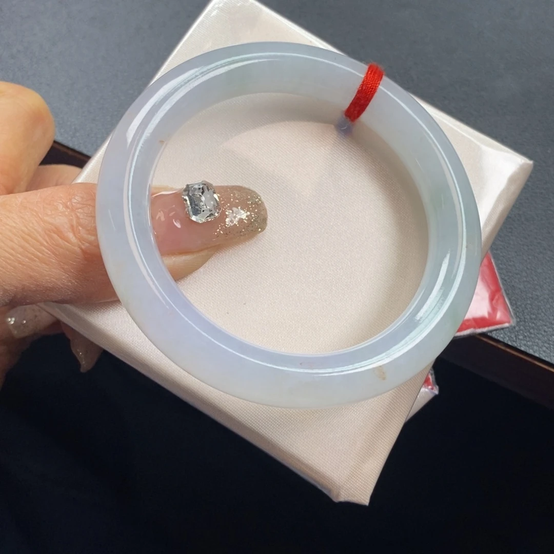 翡翠未镶嵌手镯手镯