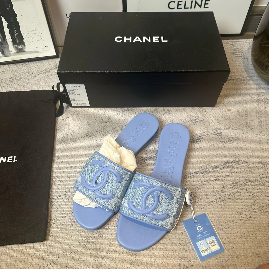 未使用 Chanel/香奈儿 葡萄籽奢潮/香奈儿蓝色双c 拖鞋/35