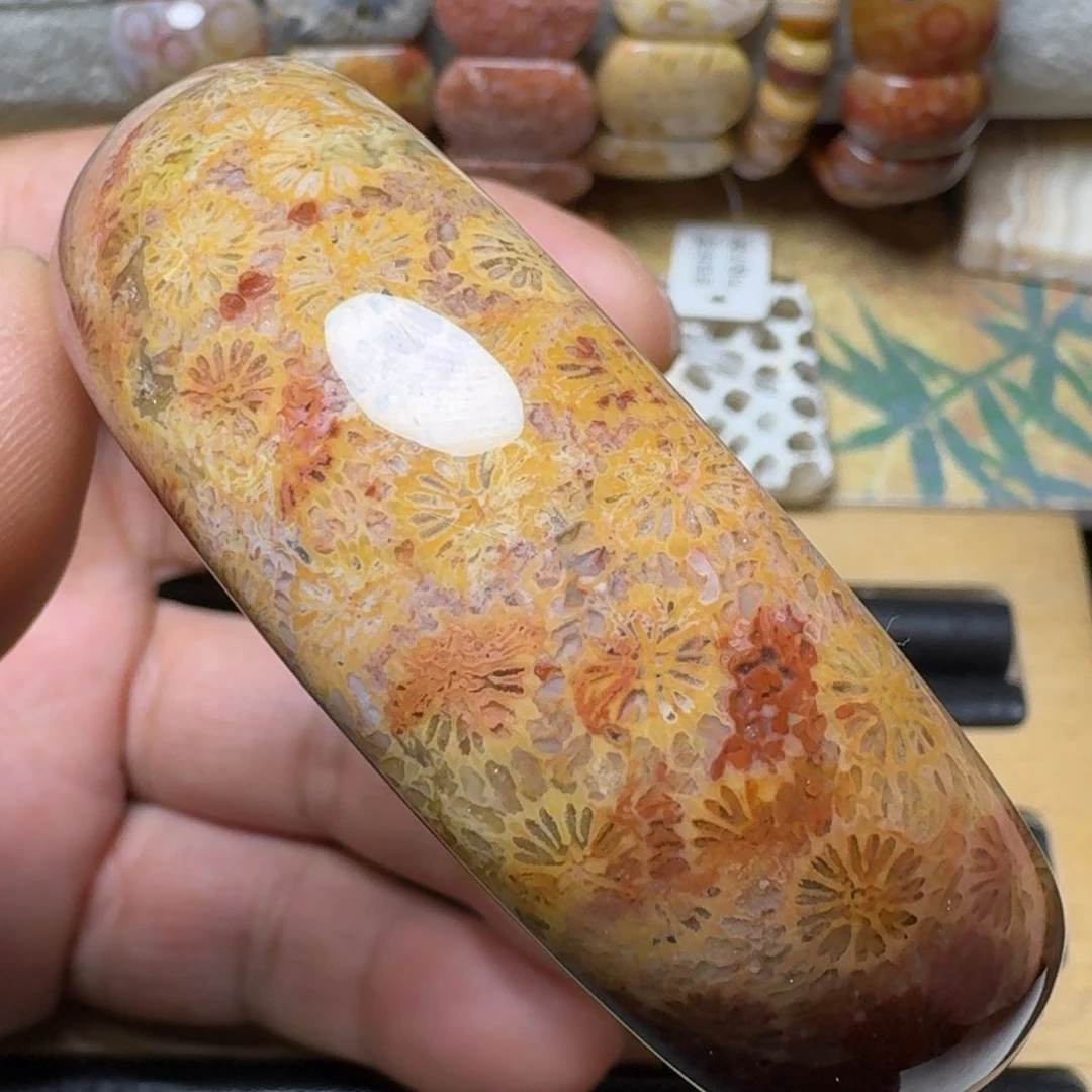 硅化玉纯天然色有机玉石 保真色未镶嵌59圈口