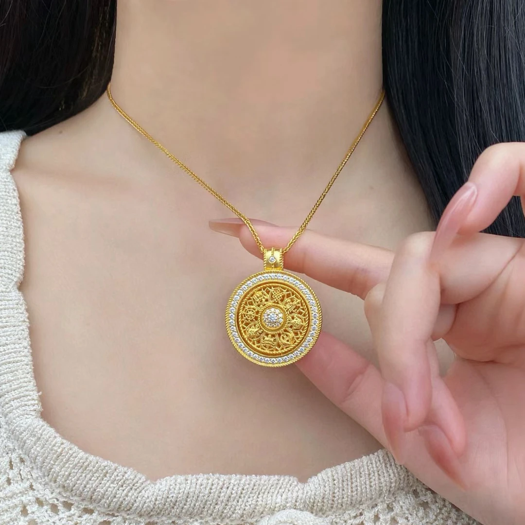 合金锆石吊坠 精工花丝镂空点砖转动罗盘配肖邦链