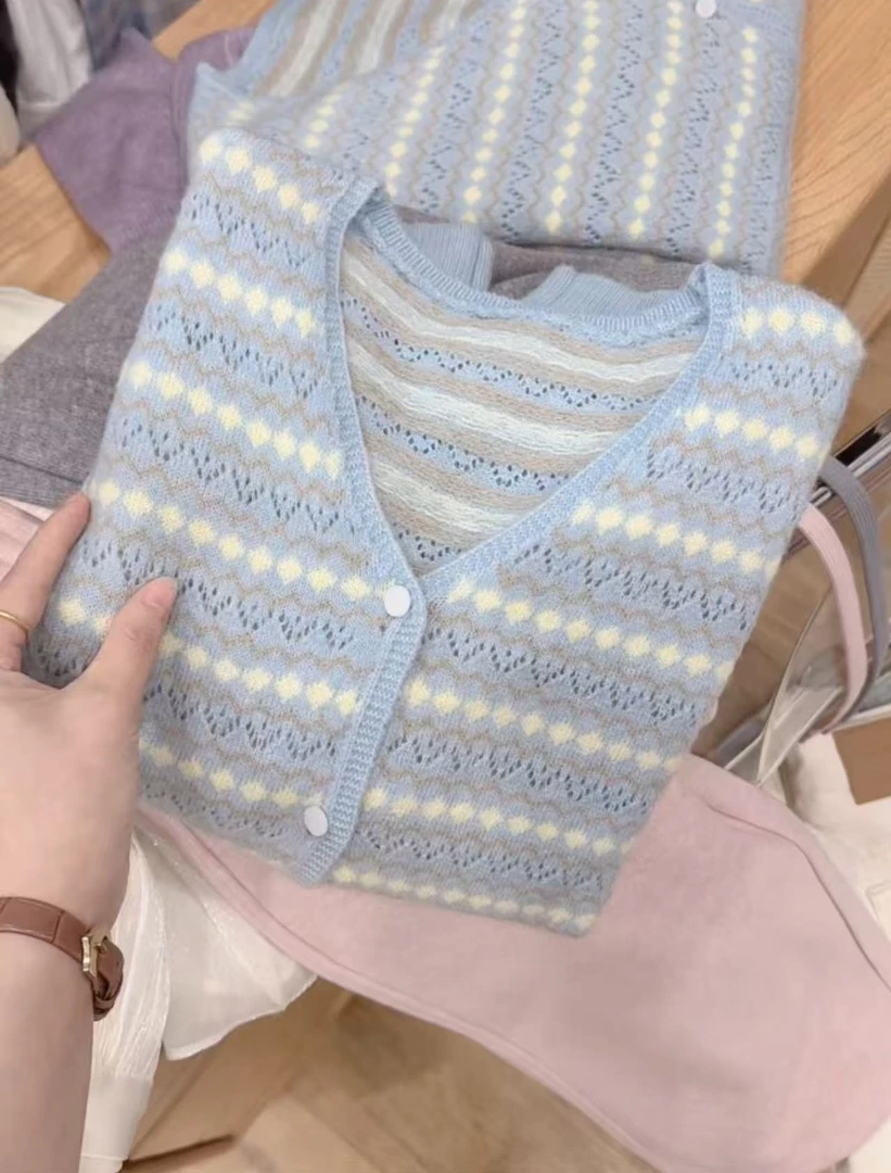 七言家 小雏菊！镂空钩花毛衣开衫