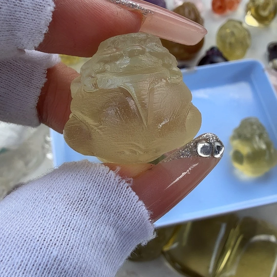 千***」未镶嵌车挂水晶水晶