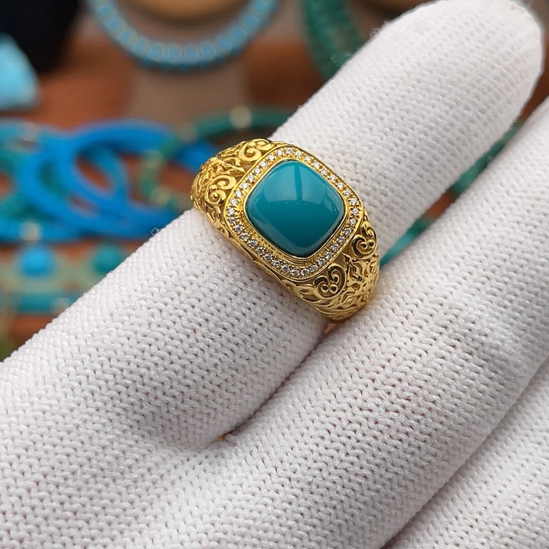 绿松石18K金镶嵌珠宝奇石