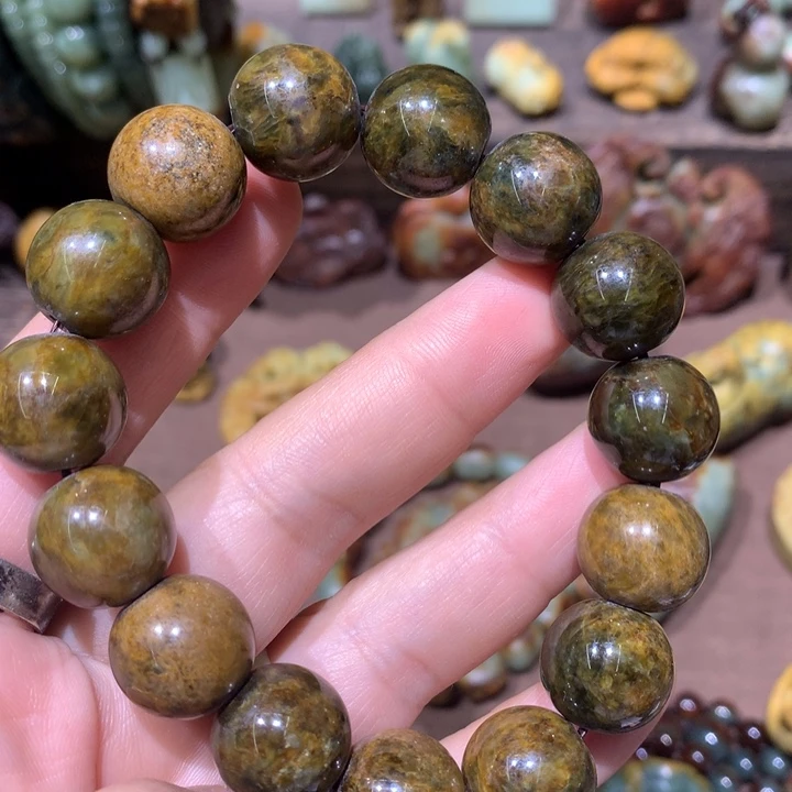 岫岩河磨玉（透闪石质玉）未镶嵌把件