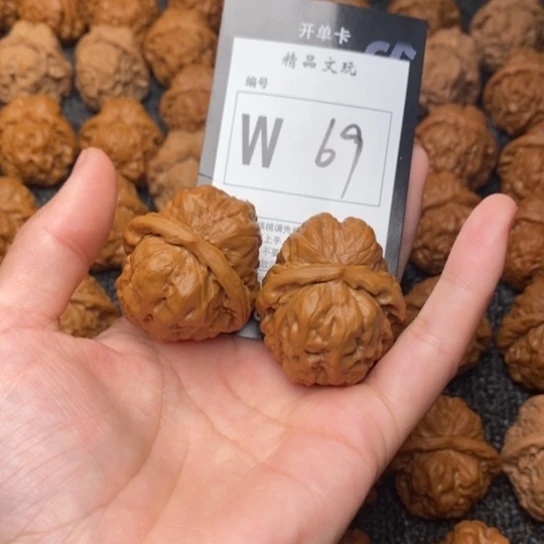 吊坠桃核我是第一百36
