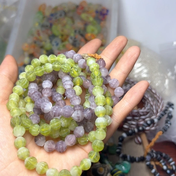 琉璃颈饰1237。及时一包专拍