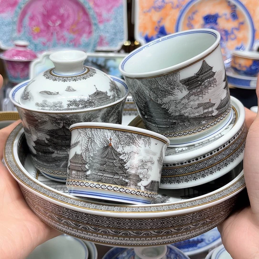 景德镇陶瓷艺术品