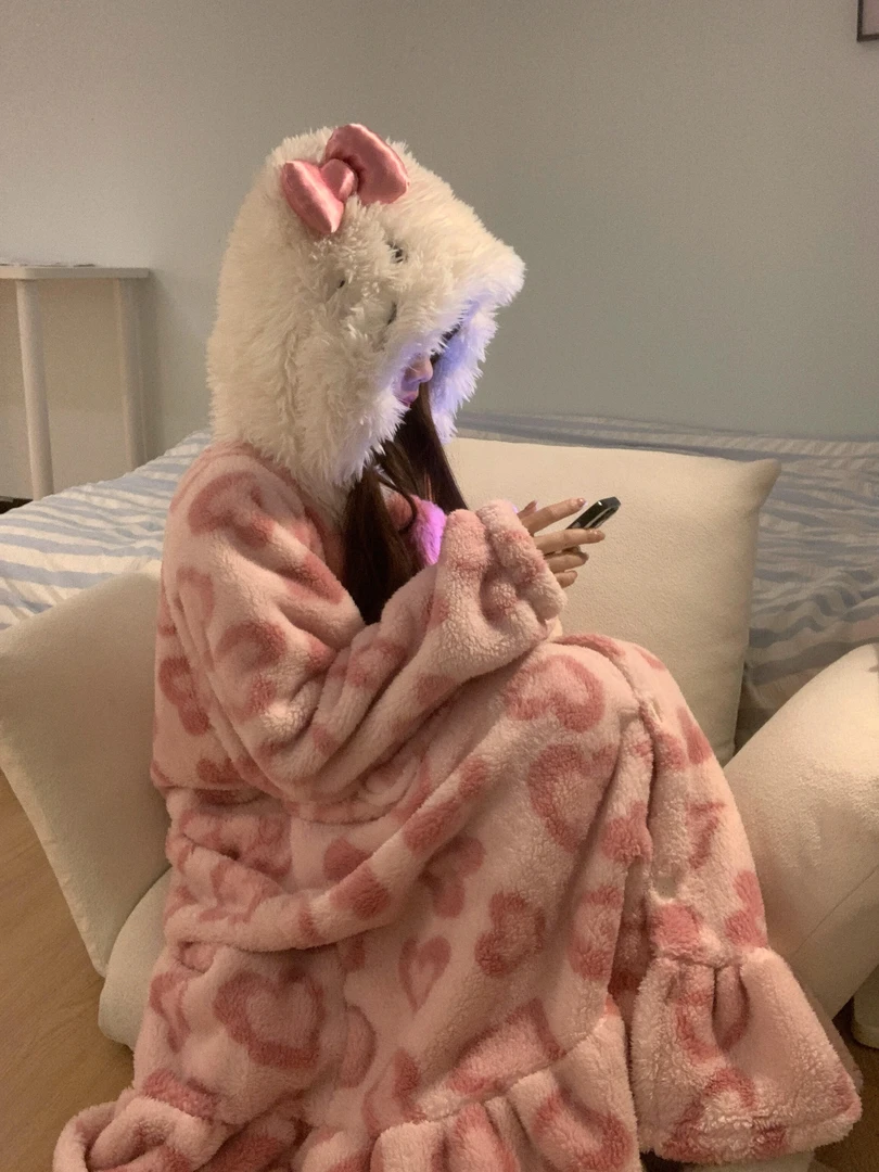 卡通家居女hellokitty猫连帽舒适冬季睡衣家居服冬天睡袍保暖套装
