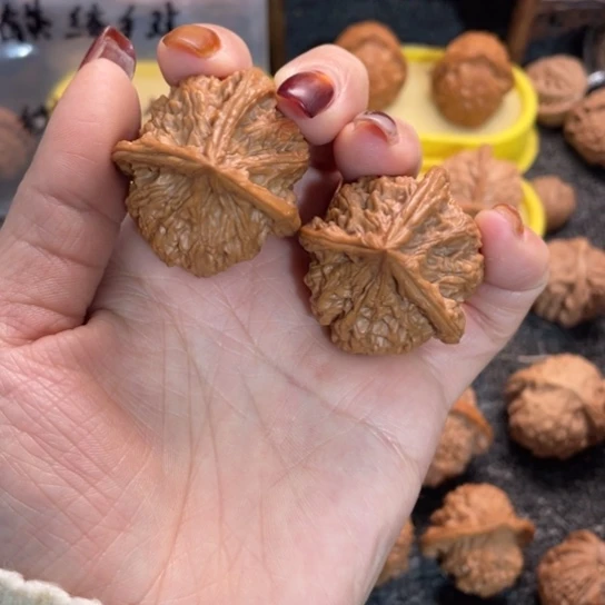 文玩核桃吊坠15玉玺三棱