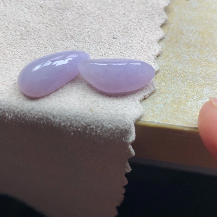 翡翠颈饰未镶嵌艳**下吊坠