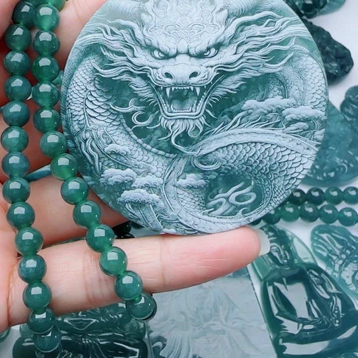 翡翠未镶嵌颈饰多样性发货天然A货翡翠