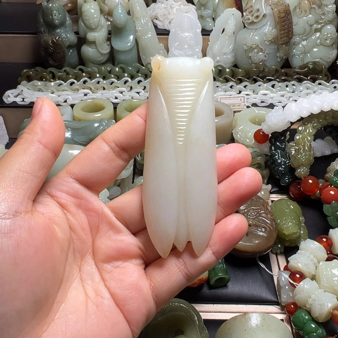 和田玉未镶嵌颈饰花****年