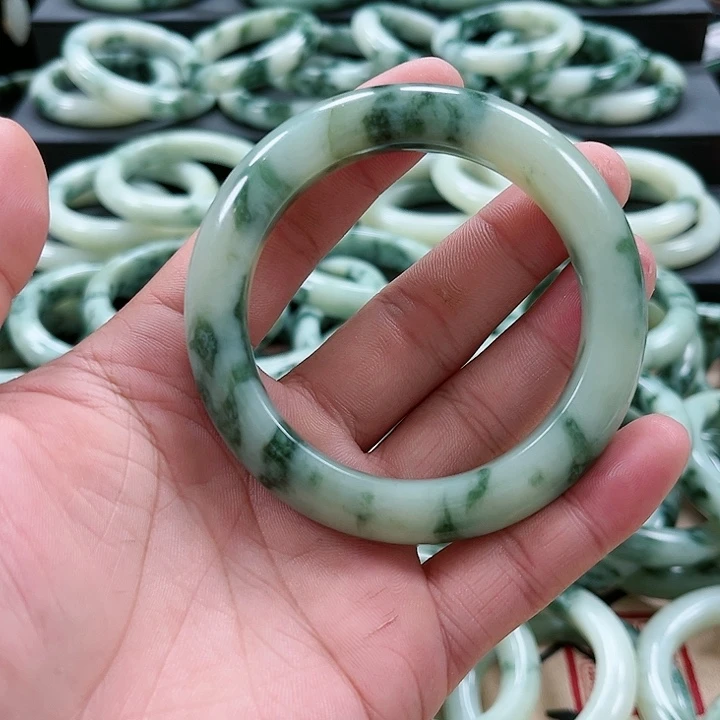 【闪购商品】透闪石-蛇纹石玉未镶嵌手镯啄*鸟