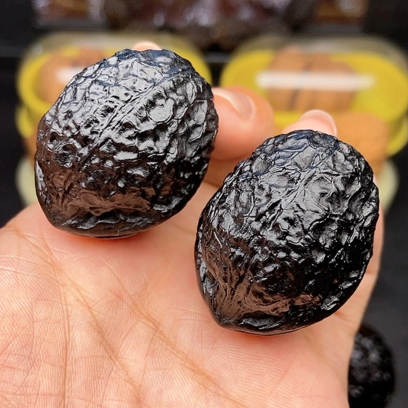 【闪购商品】文玩核桃手串༺****37尺地闷蟒纹龙蛋