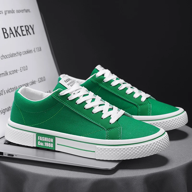 男鞋秋季新款潮流百搭低帮轻便帆布鞋青少年韩版耐磨休闲运动板鞋