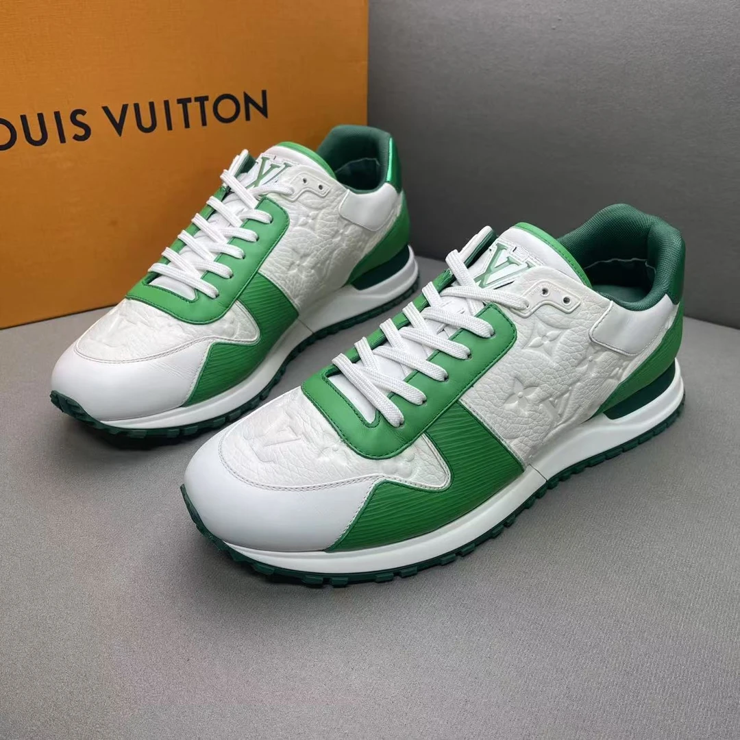 LouisVuitton/路易威登白绿色时尚百搭浮雕老花运动鞋 42码/96新