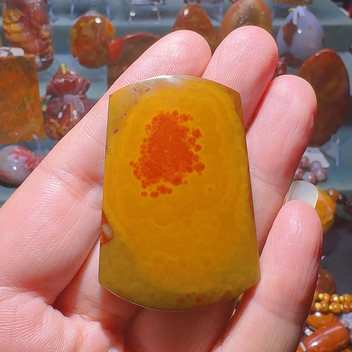 玛瑙/玉髓未镶嵌珠宝半成品