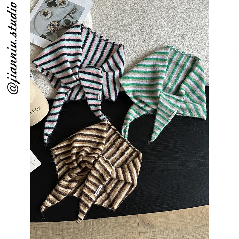 秋冬新款撞色条纹三角巾女韩版松弛感百搭空调房保暖护颈围巾披肩