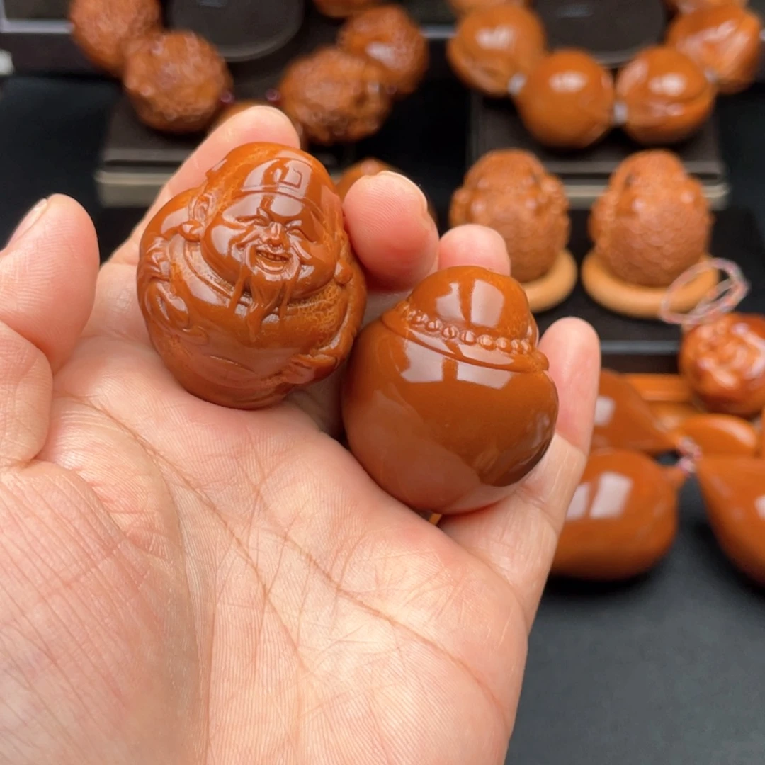 把件橄榄核财迷一对