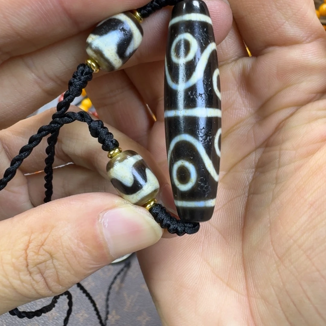 南***哥玛瑙/玉髓未镶嵌锁骨