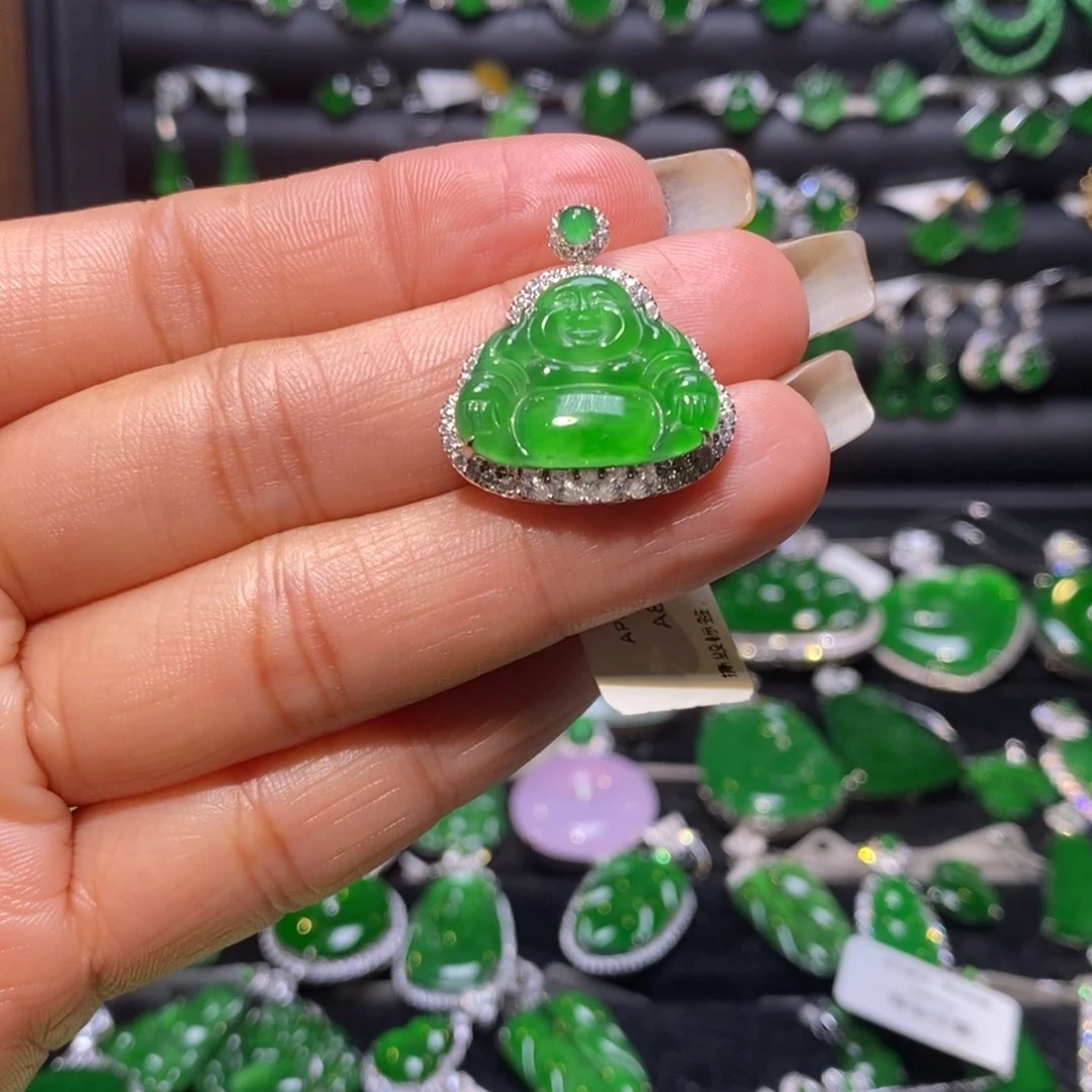 翡翠颈饰18K金镶嵌粉*的佛公吊坠
