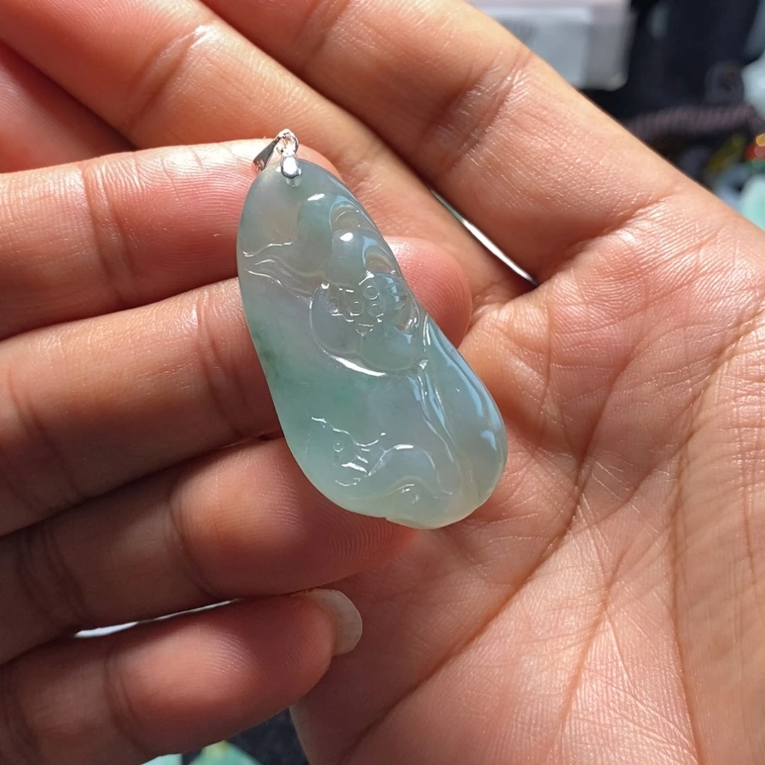 翡翠银S925镶嵌颈饰天然缅甸翡翠A货连年有余吊坠