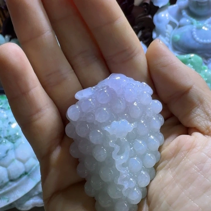 翡翠把件未镶嵌硕果累累