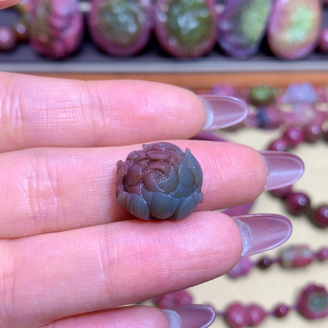 玛瑙挂件未镶嵌盐源