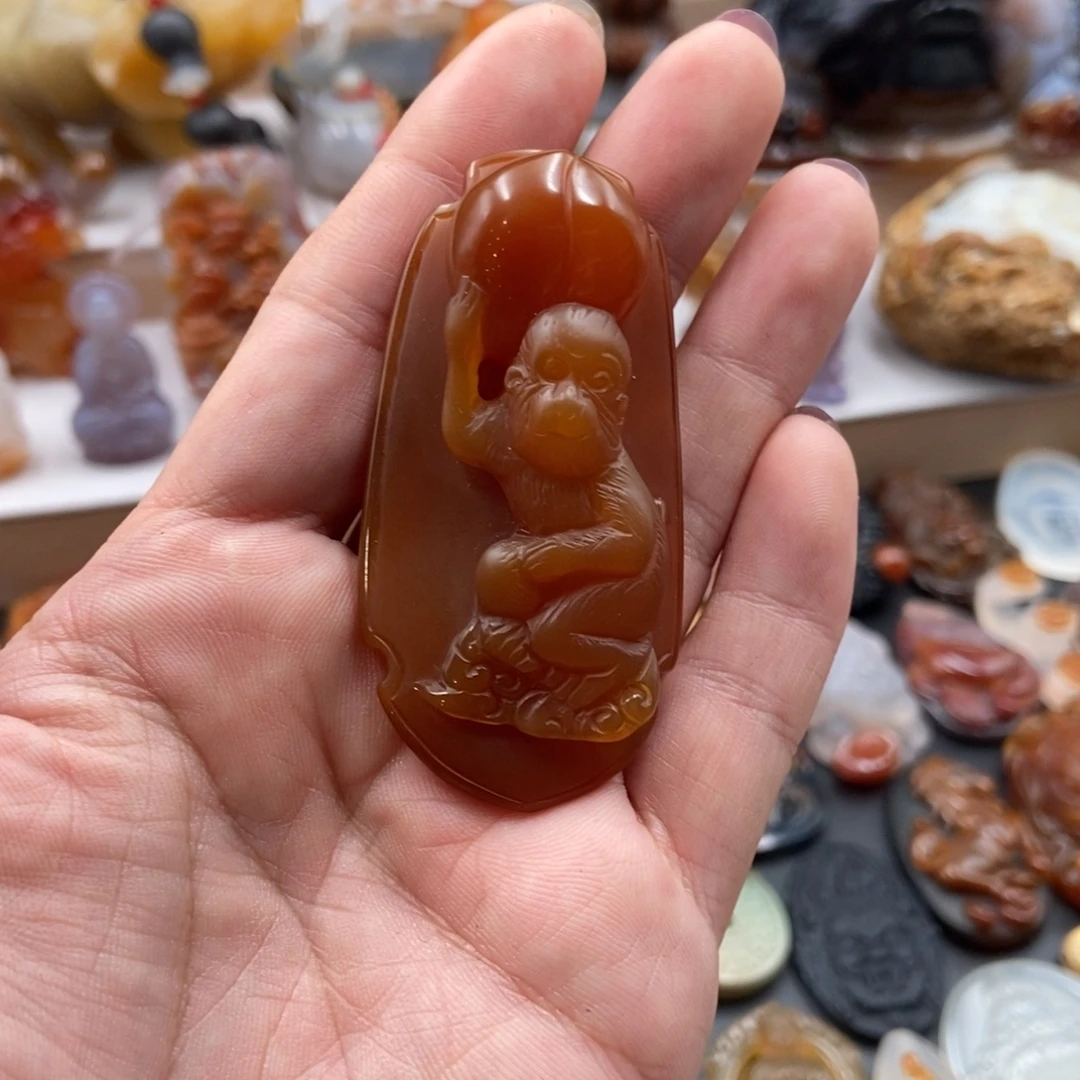 用***1玛瑙/玉髓未镶嵌挂件