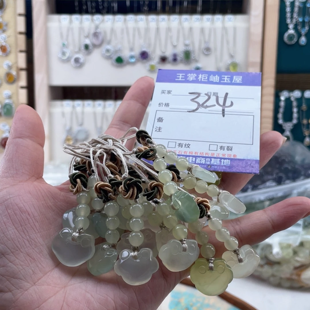 未镶嵌岫玉吊坠吊坠多样性，发一件