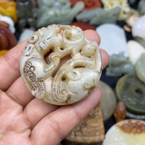 蛇纹石玉颈饰未镶嵌59