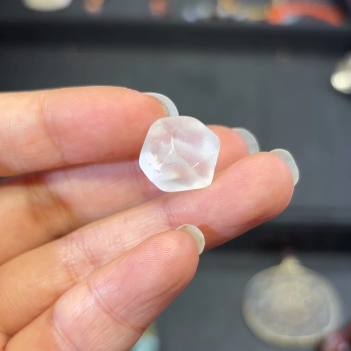 颈饰未镶嵌水晶水晶