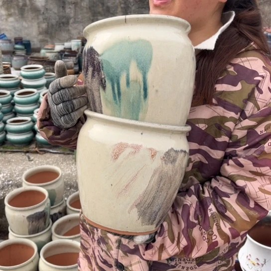 红陶口20高21瑕疵