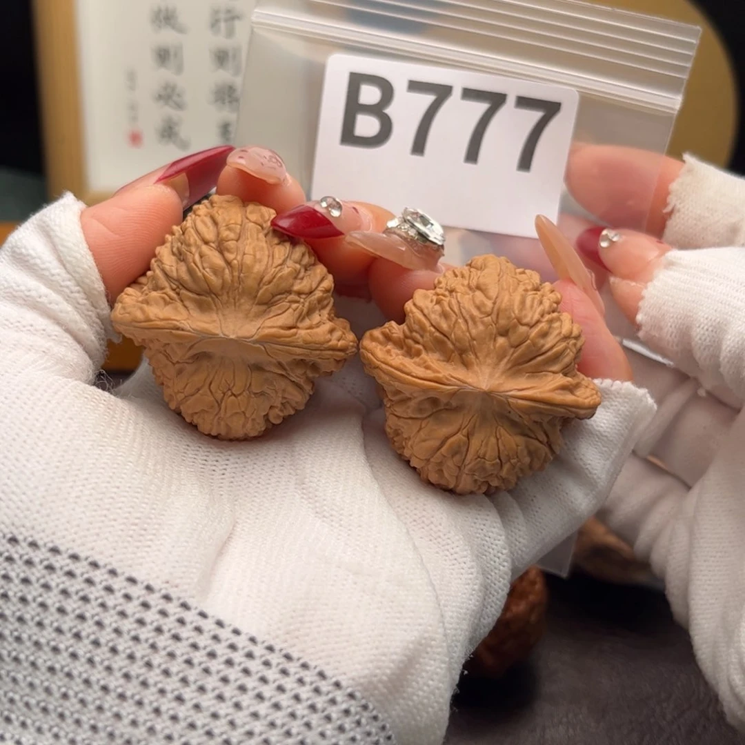 文玩核桃把件40宽城b 777