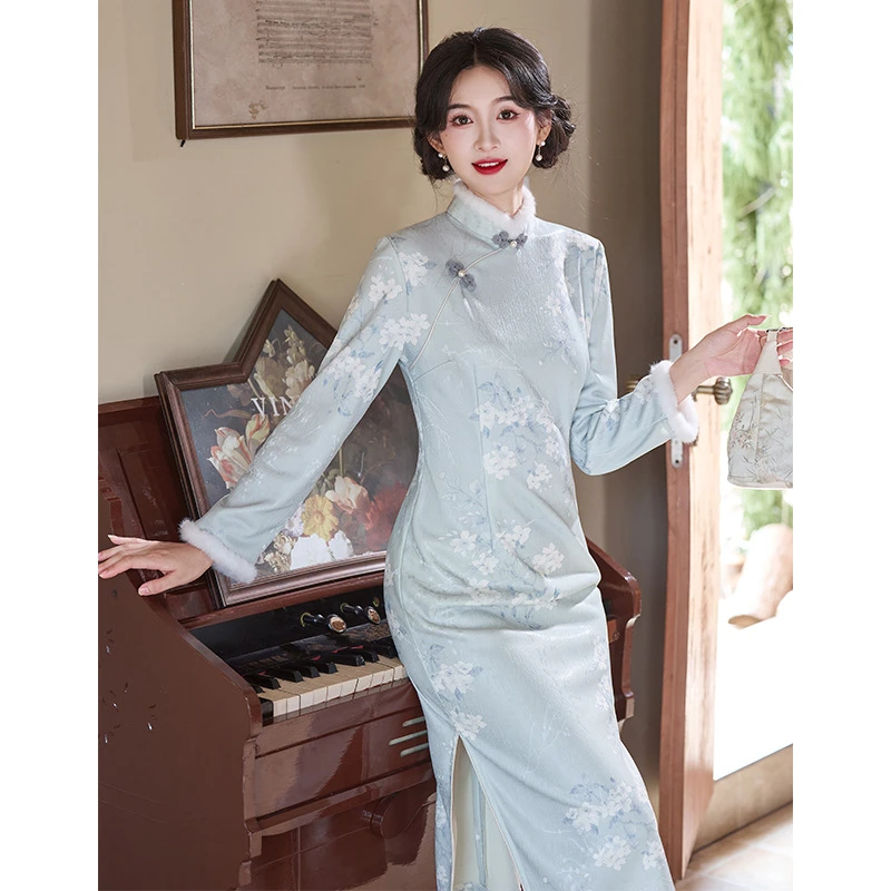复古旗袍改良2025秋冬气质新款日常蓝色少女年轻修身连衣裙新中式