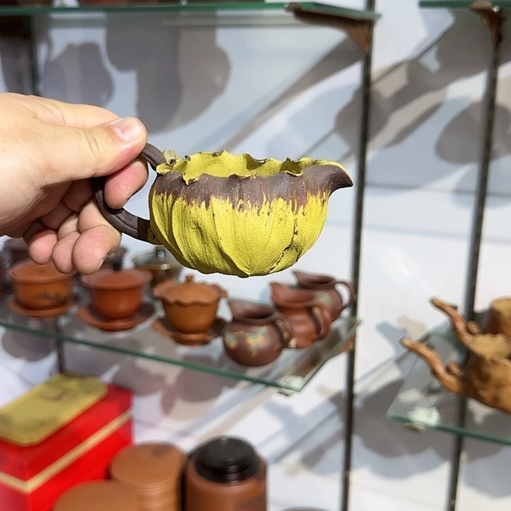 紫砂茶壶和和美美公道