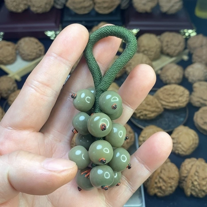 吊坠文玩核桃菩提根葡萄