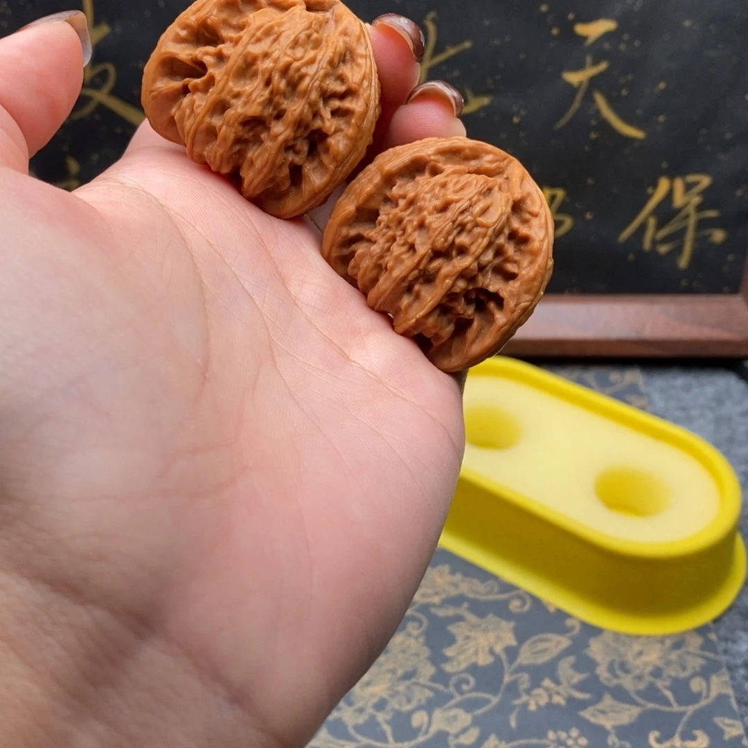 吊坠文玩核桃禁*白狮子
