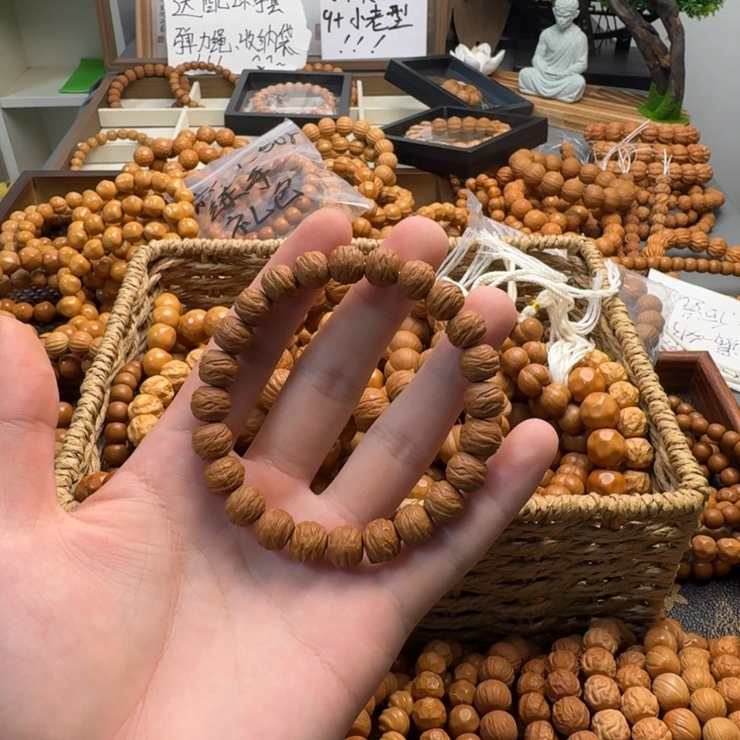 北***艺吊坠猴头核桃全品破茧10mm