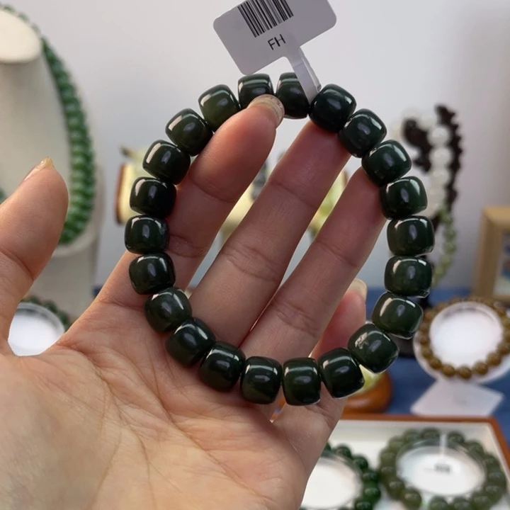 和田玉未镶嵌手链