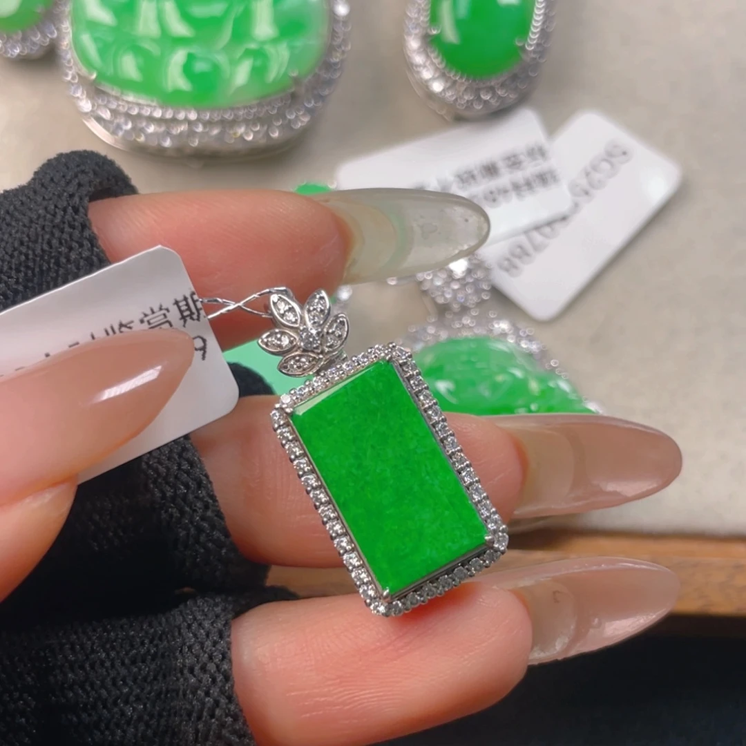 翡翠银S925镶嵌吊坠(不含链)