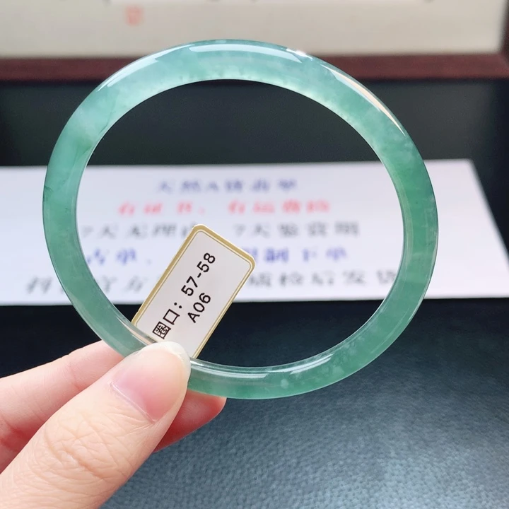 翡翠未镶嵌手镯翡翠手镯67