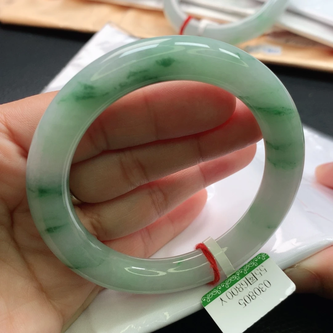 翡翠手镯未镶嵌缅甸55.56