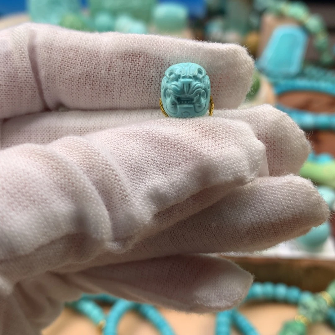 绿松石未镶嵌珠宝奇石高瓷天空蓝兽珠10.3*8.9mm