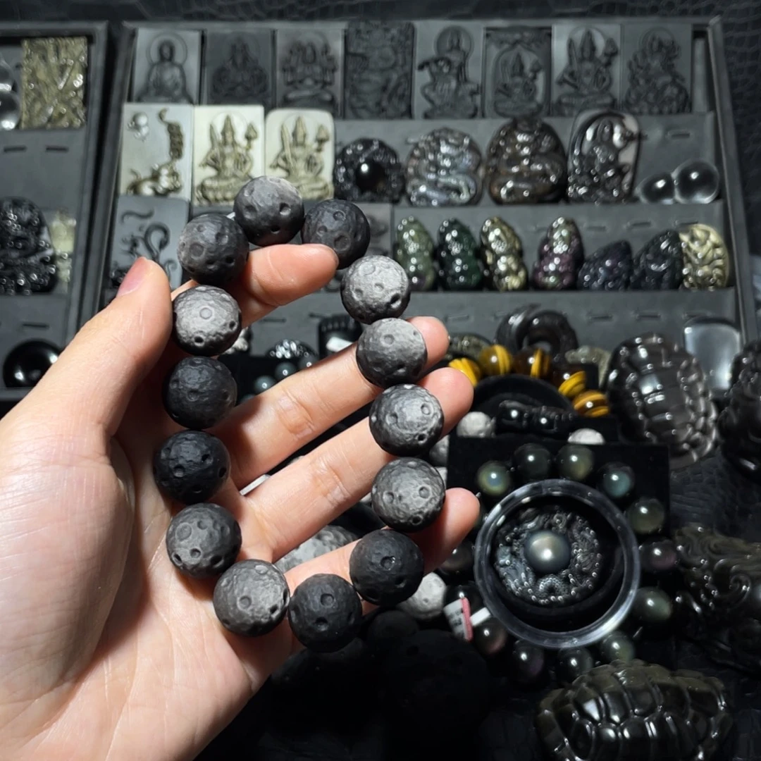 暗***光黑曜岩未镶嵌珠宝奇石