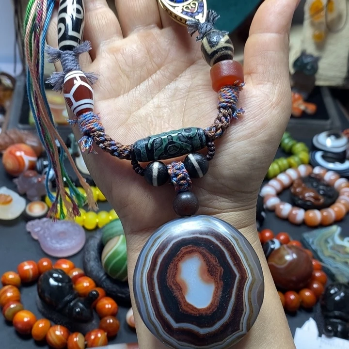 玛瑙/玉髓未镶嵌颈饰