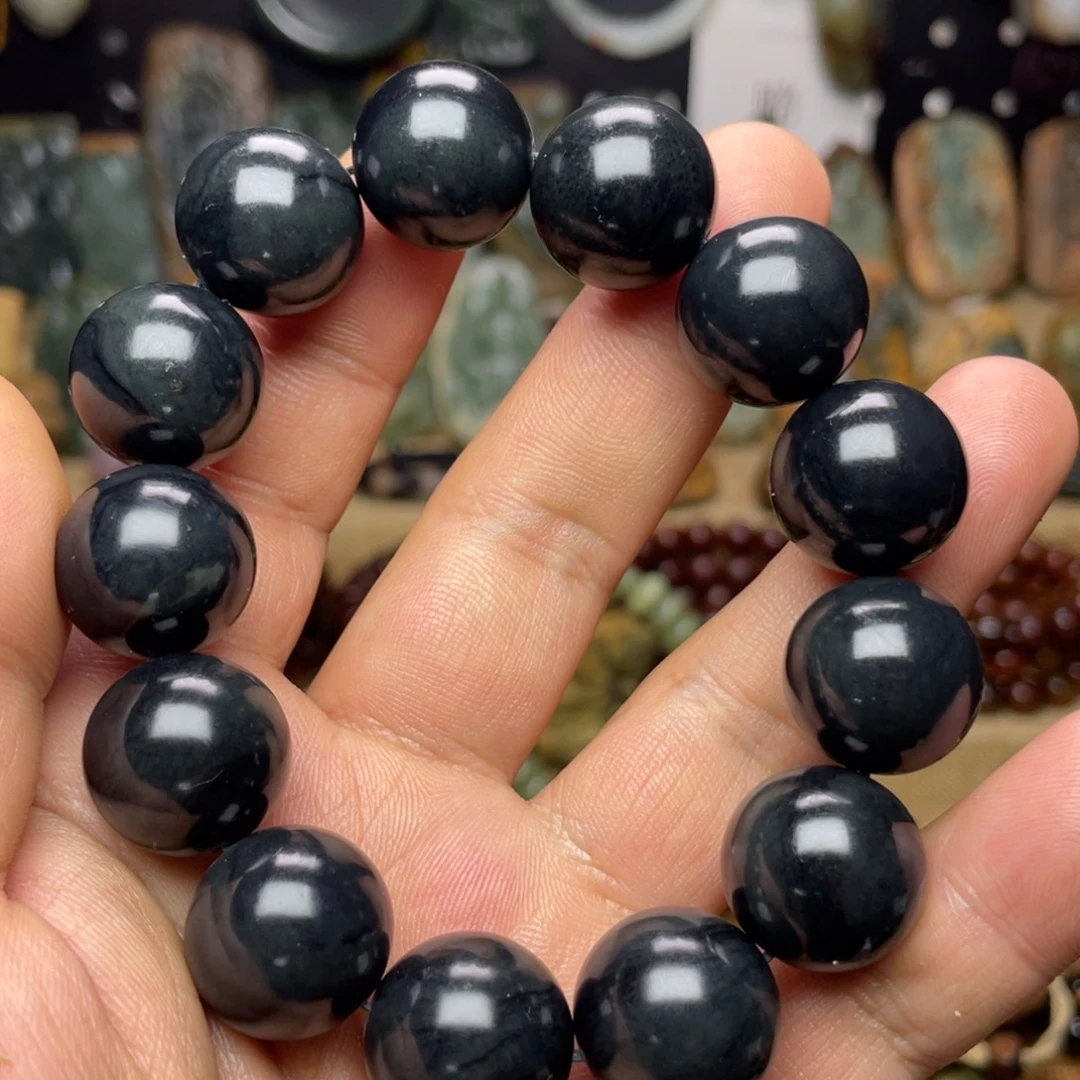 和田玉未镶嵌颈饰18