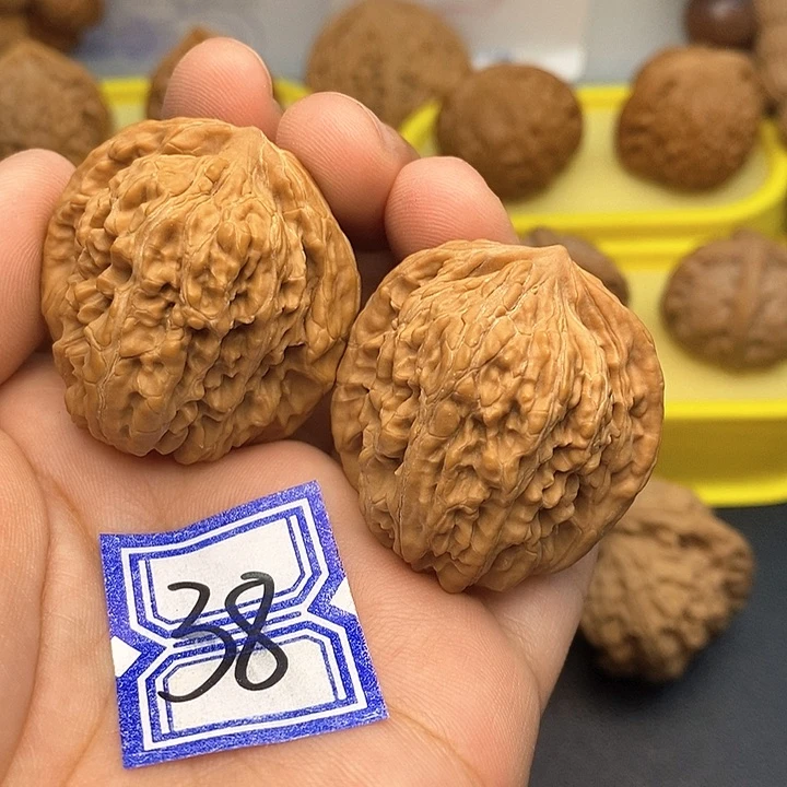 文玩核桃把件37四座楼