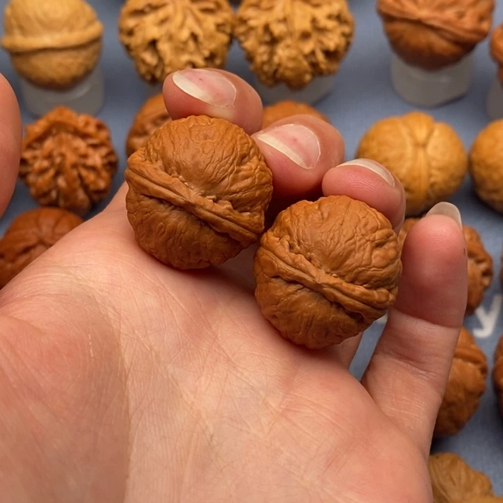 文玩核桃把件磨盘元宝