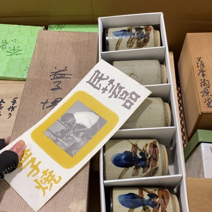 在干嘛啊亲爱勒这样